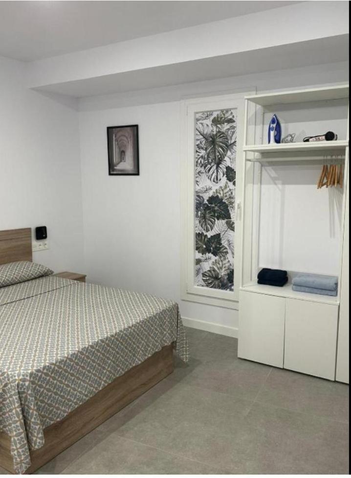 Apartamento Estupendo Piso A 5 Min De La Estacion De Bus Y Tren Maria Zambrano Málaga Exterior foto