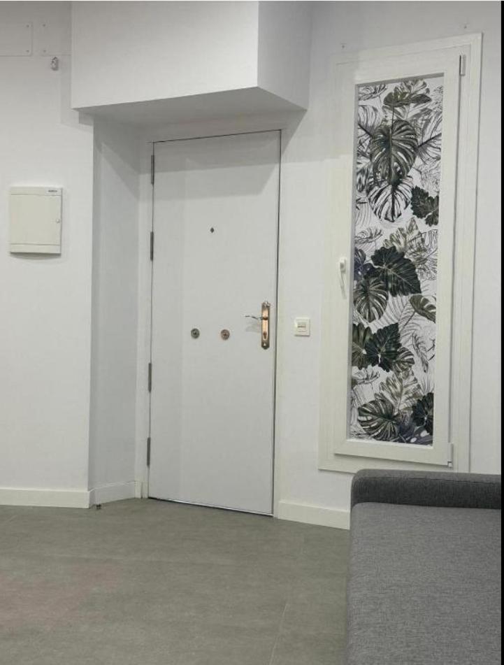 Apartamento Estupendo Piso A 5 Min De La Estacion De Bus Y Tren Maria Zambrano Málaga Exterior foto