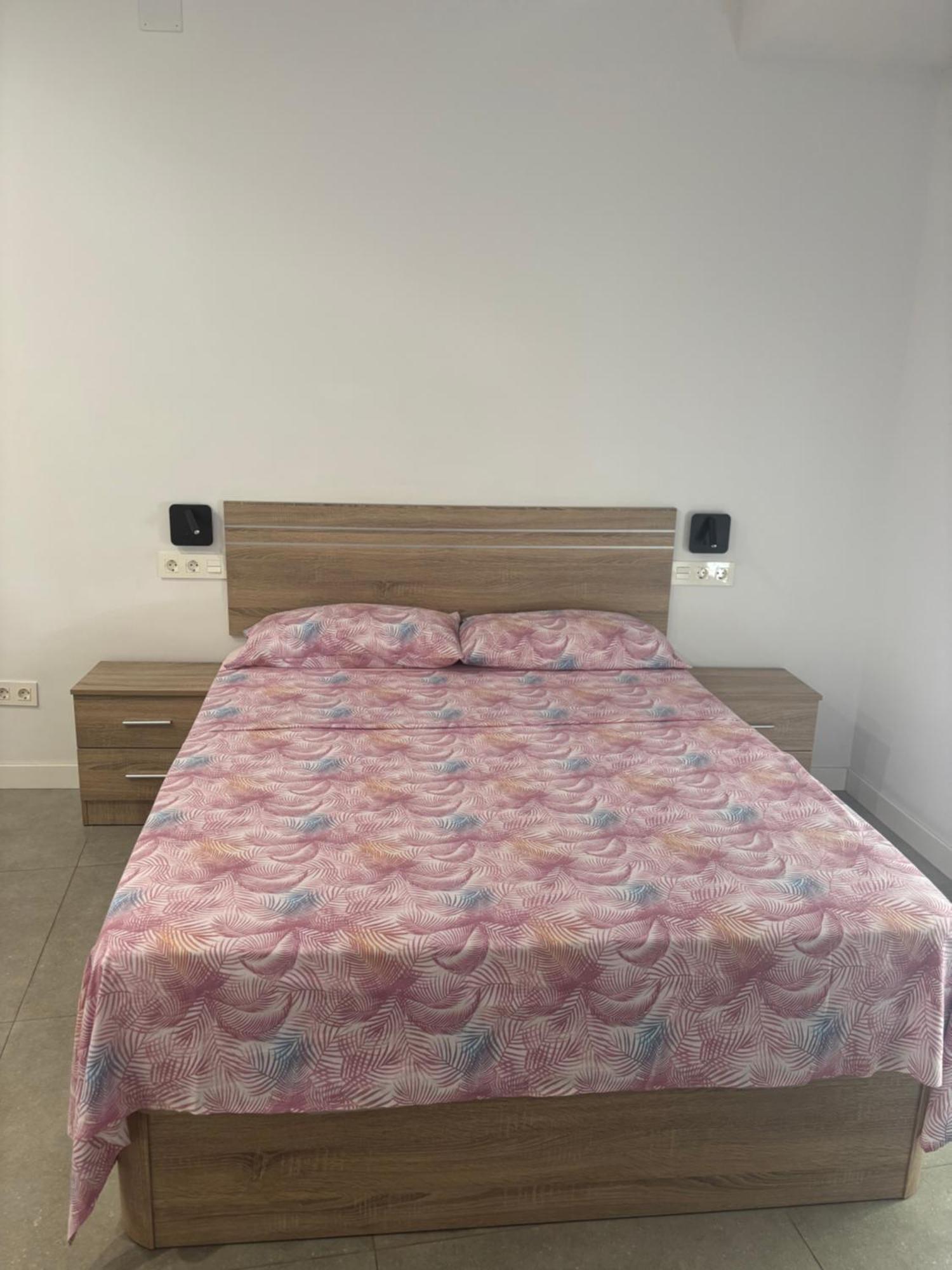 Apartamento Estupendo Piso A 5 Min De La Estacion De Bus Y Tren Maria Zambrano Málaga Exterior foto